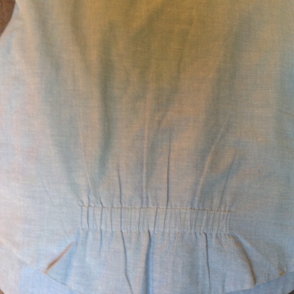 Hand Embroidered Womens Vest. Passports of Pier One Imports. One size. - Picture 5 of 6